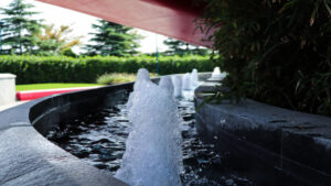Top Benefits of Installing a Geyser Fountain: From Aesthetics to Functionality